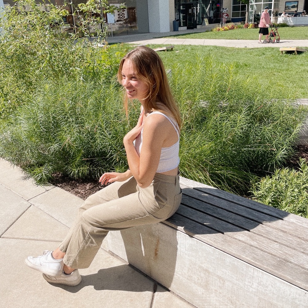 Meet your Posher, Leah